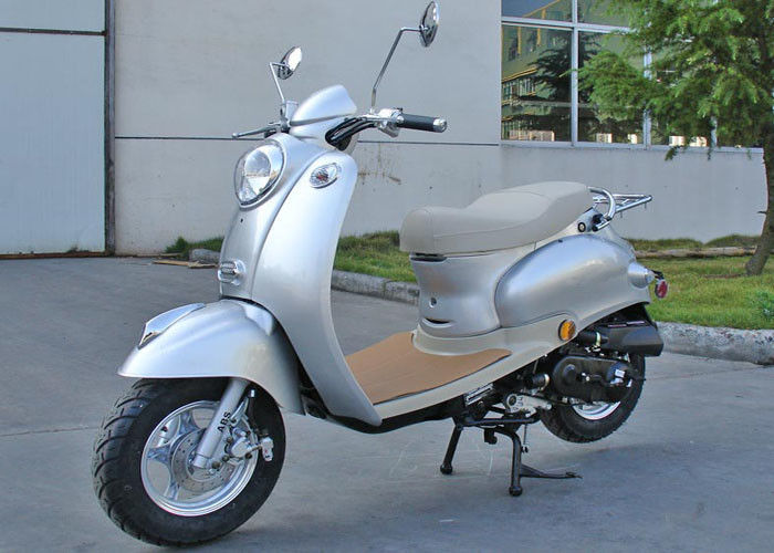 Leather Seat Mini Bike Scooter พลังงานสูงสุด 4.1 HP Mini 50cc Scooter สำหรับเด็ก