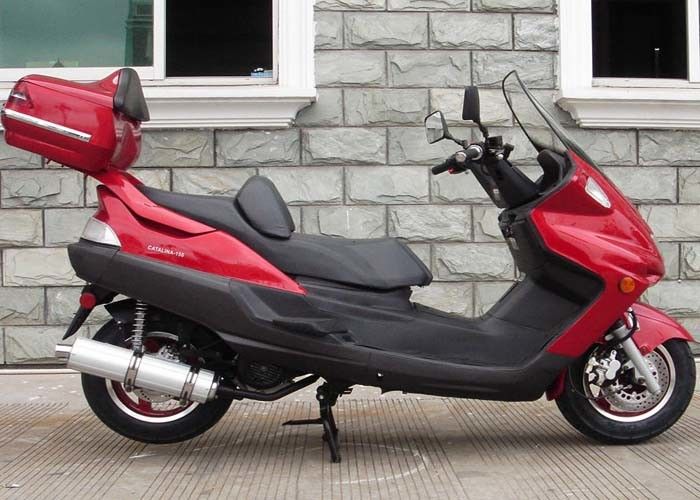 สกูตเตอร์ขับเคลื่อนด้วยมอเตอร์สีแดงพร้อมเบรกมือ, มอเตอร์สกูตเตอร์ 150cc ด้วยแสงที่แข็งแกร่ง