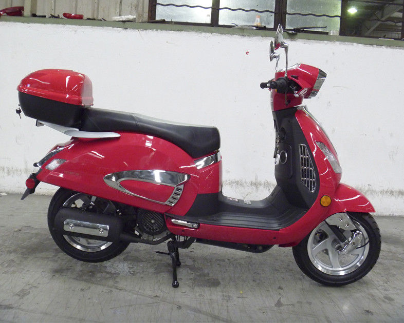 รูปร่างดีสกู๊ตเตอร์มอเตอร์ผู้ใหญ่สีแดง 150cc เลดี้สกูตเตอร์พร้อมกระจกมองหลัง