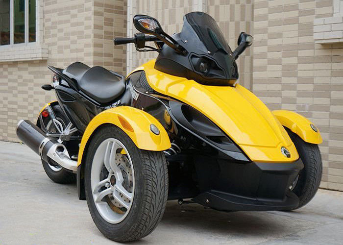 รถจักรยานยนต์ 1000cc Can Am 3 Wheel, V - Twin Wheel Front Motorcycle Liquid Cooled