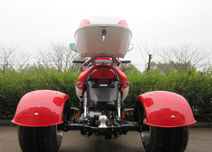 รถจักรยานยนต์ 50cc Tri Wheel อากาศเย็นกระบอกเดียวสี่จังหวะ SOHC พร้อมกล่องด้านหลังขนาดใหญ่