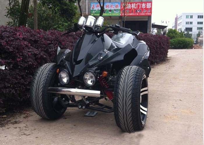 4 Gears คู่มือคลัทช์ Tri Wheel รถจักรยานยนต์ 3 ล้อมอเตอร์สกูตเตอร์ด้วยย้อนกลับ
