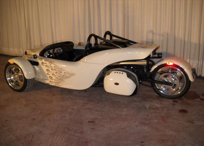 รถจักรยานยนต์สามล้อพลังงานสูง 1250cc ระบายความร้อนด้วยของเหลว 3 ล้อรถจักรยานยนต์สำหรับผู้ใหญ่
