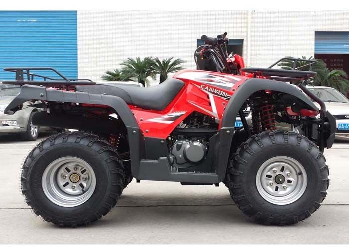 260cc ไฟฟ้าเริ่มต้นสี่ล้อ ATV เพลาขับสีแดงสี่ล้อหลังเบรกกลอง