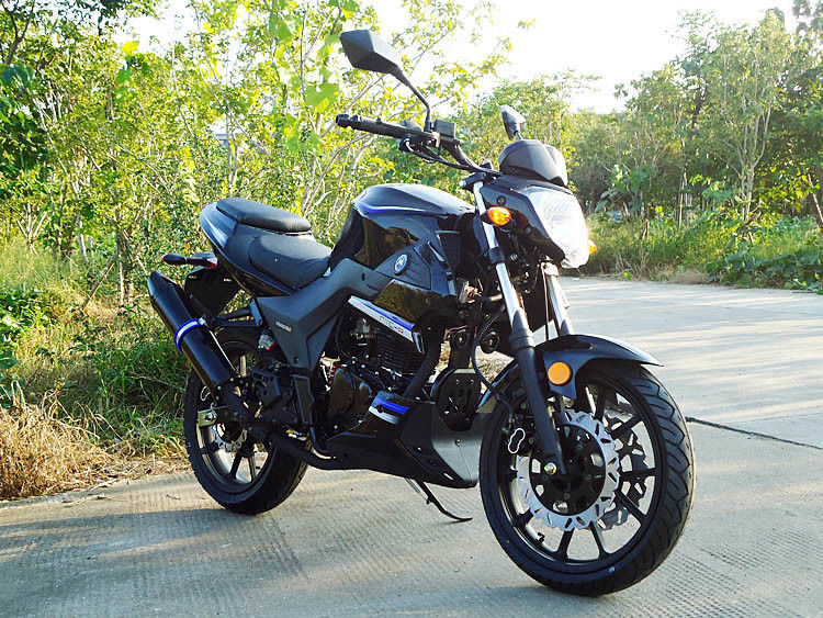 รถจักรยานยนต์ที่ระบายความร้อนด้วยอากาศสูง 250cc แบบสูบเดียวพร้อมไฟสัญญาณ