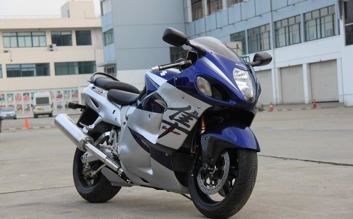 1299cc สไตล์ Suzuki รถจักรยานยนต์พลังสูง 4 สูบรถจักรยานยนต์ 16 วาล์ว TSCC
