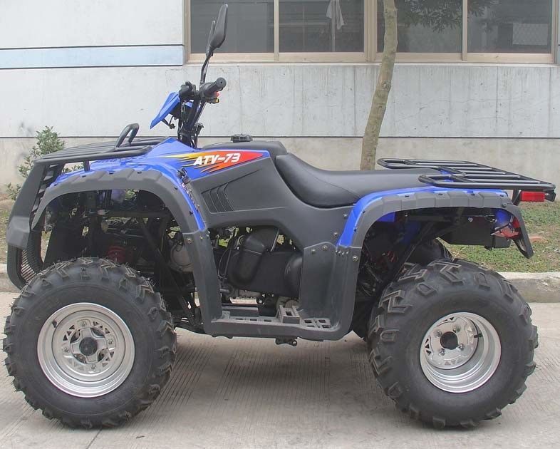 ย้อนกลับอัตโนมัติ 300cc สองที่นั่งสี่ล้อ 2 * 4 ไดรฟ์เพลาระบายความร้อนด้วยน้ำ