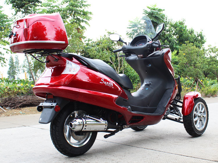 รถจักรยานยนต์ Tri Wheel ประเภท 50CC แนวนอนที่มีกระบอกสูบเดี่ยวสายพานส่งกำลัง