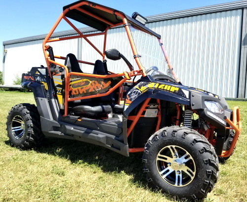 รถกอล์ฟ UTV 170 Max Utility พร้อมกระจกหน้ารถยางขนาดใหญ่ขอบ / ช่วงล่างแบบกำหนดเอง