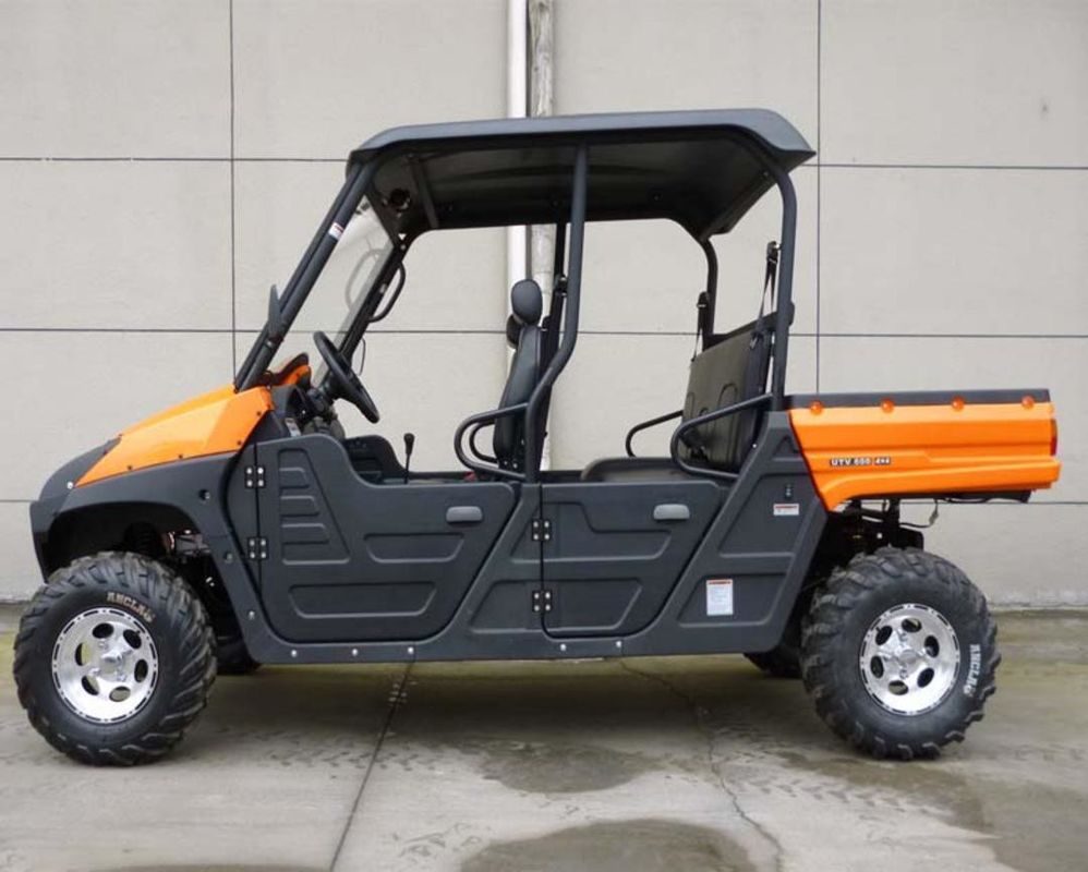 ยานพาหนะอเนกประสงค์สี่ล้อขนาด 600 ซีซี, สูบเดี่ยว 4 จังหวะ 5 ที่นั่ง Rocky Mountain UTV