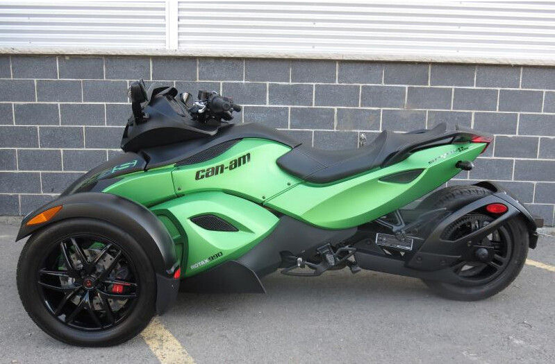 รถจักรยานยนต์ 1000cc Can Am 3 Wheel, V - Twin Wheel Front Motorcycle Liquid Cooled