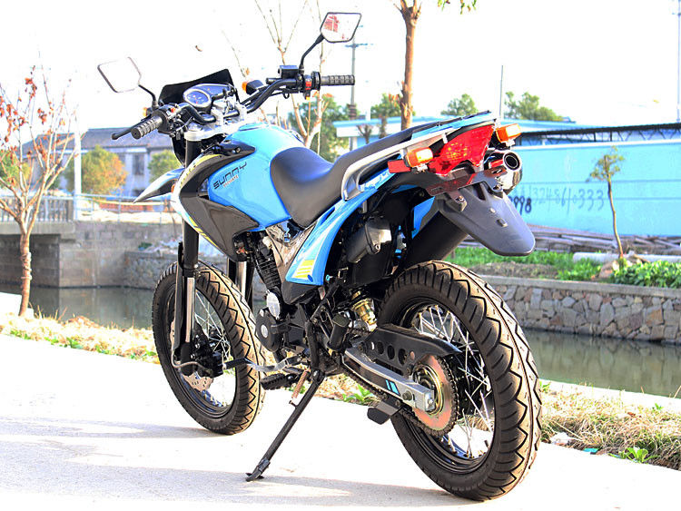 250cc กระบอกเดียว 4 จังหวะอากาศเย็นรถจักรยานยนต์จักรยานสกปรกพร้อมโซ่ขับเคลื่อน