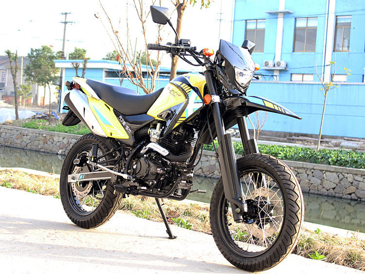 250cc กระบอกเดียว 4 จังหวะอากาศเย็นรถจักรยานยนต์จักรยานสกปรกพร้อมโซ่ขับเคลื่อน