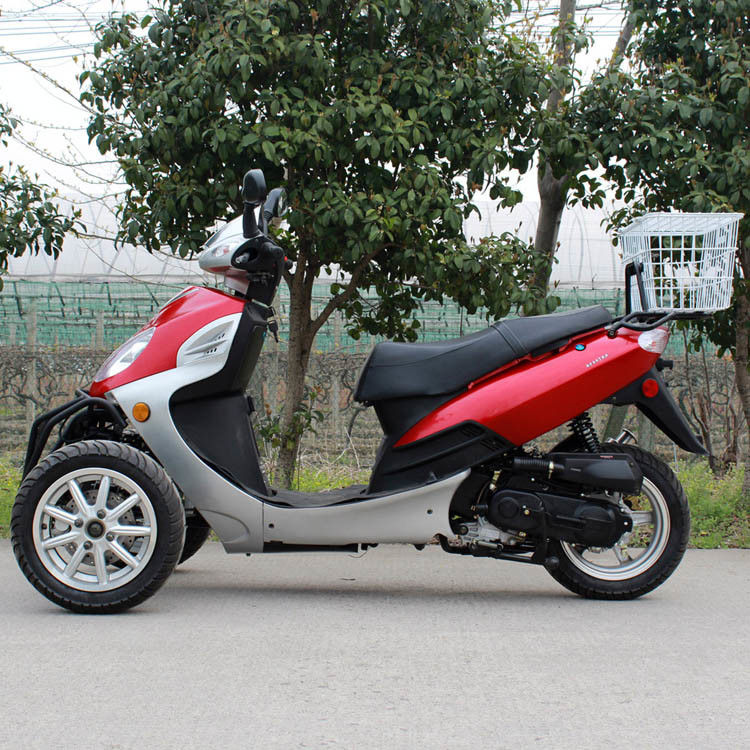 ระบายความร้อนด้วยอากาศ 50cc ผู้ใหญ่ Tri ล้อรถจักรยานยนต์กระบอกเดียว 4 จังหวะพร้อมกล่องด้านหลัง