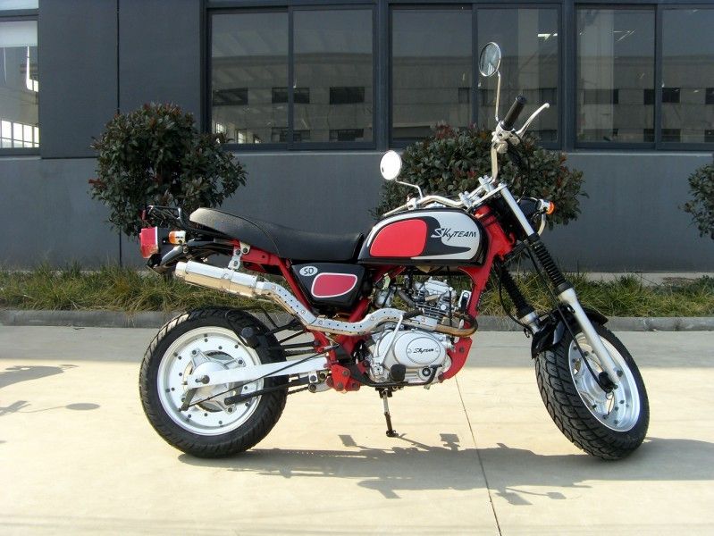 มอเตอร์ไซค์มินิจักรยาน 50cc ขนาดเล็กที่มีมือจับกว้าง / มาตรวัดความเร็ว