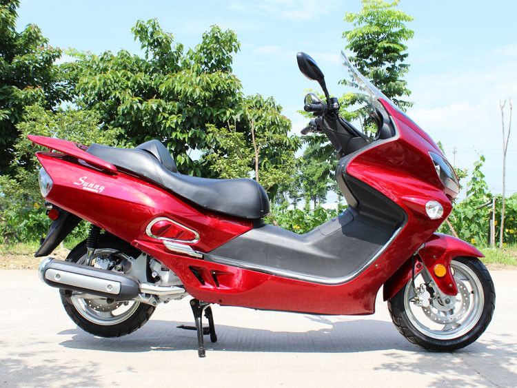300cc CVT น้ำระบายความร้อนด้วยเครื่องยนต์ผู้ใหญ่มอเตอร์สกูตเตอร์ด้านหน้าแผ่นดิสก์เบรกหลัง