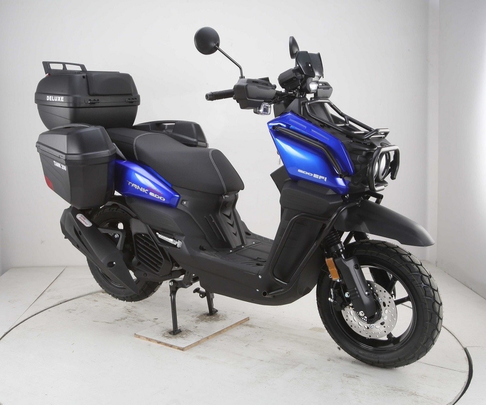 รถสกูเตอร์แบบทหารใหม่ 200 ถัง 200 Efi รุ่นดีลักซ์ มียางใหญ่และพกกระเป๋าข้าง