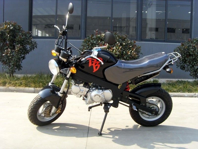 125cc Skyteam รถจักรยานยนต์ด้านหน้าดิสก์เบรกกลองหลังพร้อมเกียร์ 4 ความเร็ว 7 ลิตรถังน้ำมัน