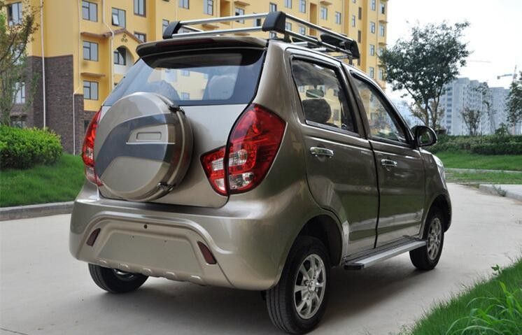 5 ที่นั่ง 96V 10kw รถยนต์ไฟฟ้าพลังงานสูงพร้อมแบตเตอรี่ 300 ครั้ง