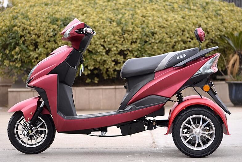 ไม่มีตกรถจักรยานยนต์สกู๊ตเตอร์ 3 ล้อ 60v 800w ความเร็วสูงสุด 50 - 60km / H