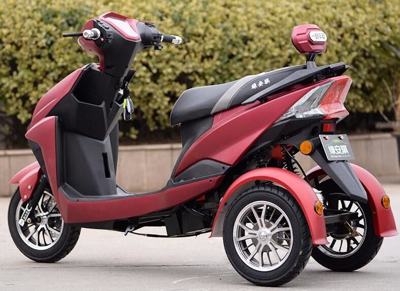 ไม่มีตกรถจักรยานยนต์สกู๊ตเตอร์ 3 ล้อ 60v 800w ความเร็วสูงสุด 50 - 60km / H