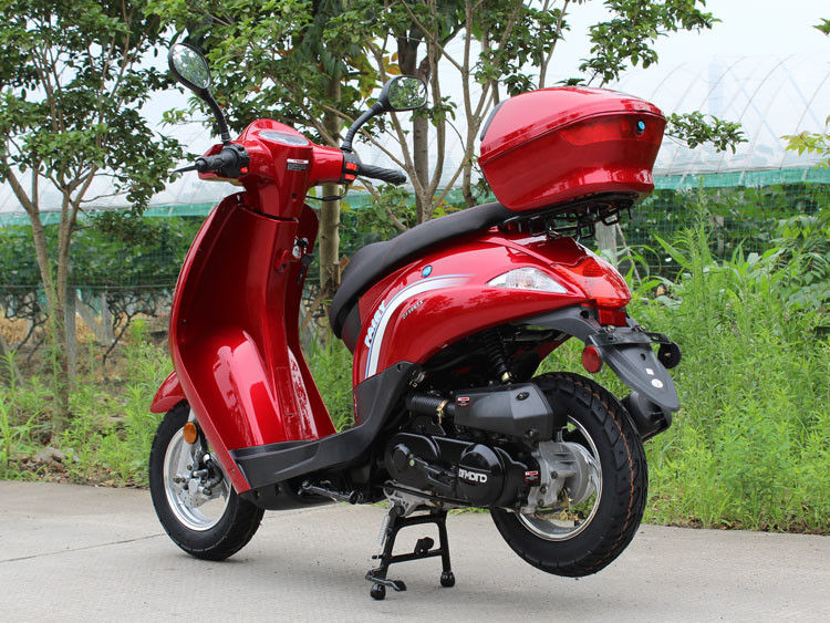 CVT Gear ผู้ใหญ่ 50cc สกู๊ตเตอร์มอเตอร์ประเภทแนวนอนอากาศสูบเดียวระบายความร้อน