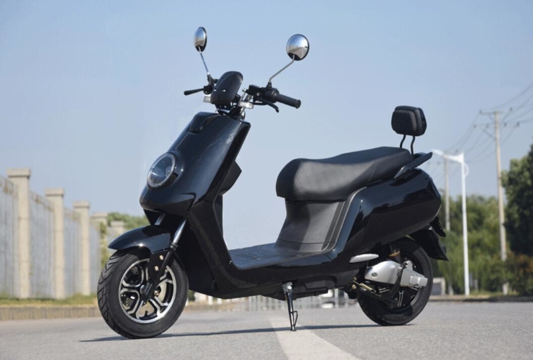 จักรยานยนต์ไฟฟ้า 1000W จักรยานไฟฟ้า 60km / H ความเร็วสูงสุด Niu สกู๊ตเตอร์ไฟฟ้ามอเตอร์กลาง