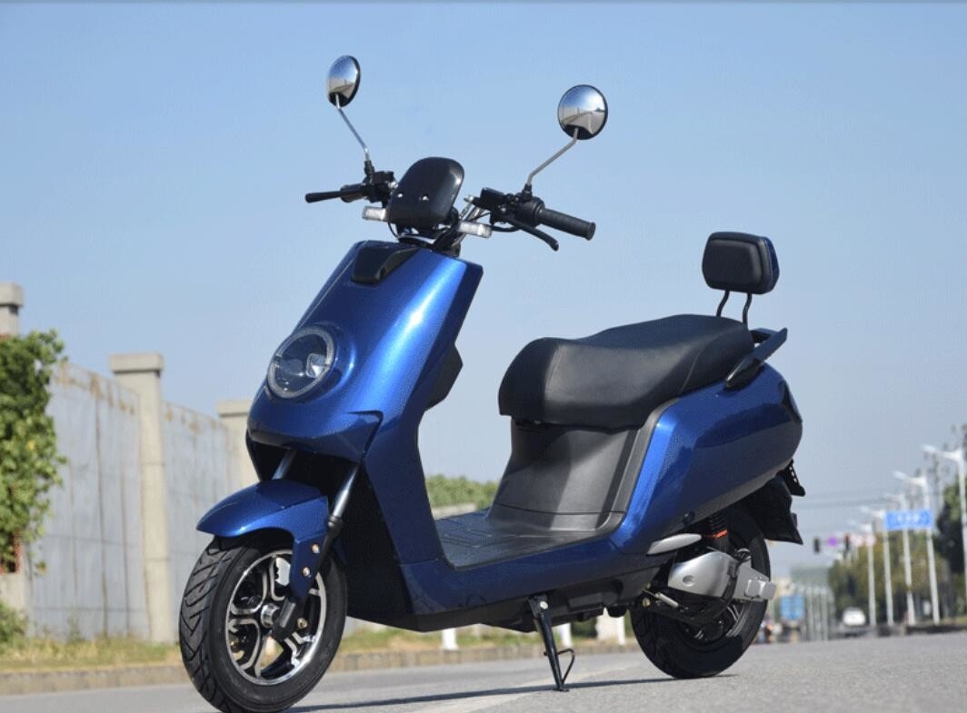 จักรยานยนต์ไฟฟ้า 1000W จักรยานไฟฟ้า 60km / H ความเร็วสูงสุด Niu สกู๊ตเตอร์ไฟฟ้ามอเตอร์กลาง
