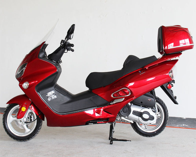 300cc 1 สูบ 4 สกูตเตอร์ผู้ใหญ่มอเตอร์สกูตเตอร์ของเหลวเย็นสายพานไดรฟ์ด้านหน้าแผ่นดิสก์ / แผ่นหลัง
