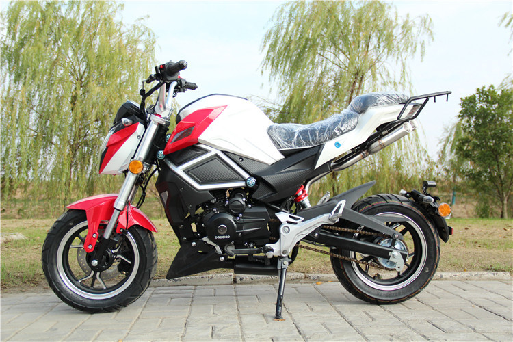 200cc ดินถนนรถจักรยานยนต์สูบเดียวอากาศเย็น 18.5L ถังน้ำมันเชื้อเพลิงขนาดใหญ่