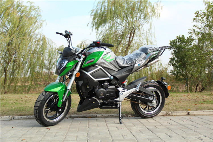 200cc ดินถนนรถจักรยานยนต์สูบเดียวอากาศเย็น 18.5L ถังน้ำมันเชื้อเพลิงขนาดใหญ่