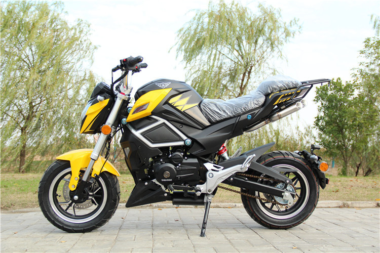 200cc ดินถนนรถจักรยานยนต์สูบเดียวอากาศเย็น 18.5L ถังน้ำมันเชื้อเพลิงขนาดใหญ่