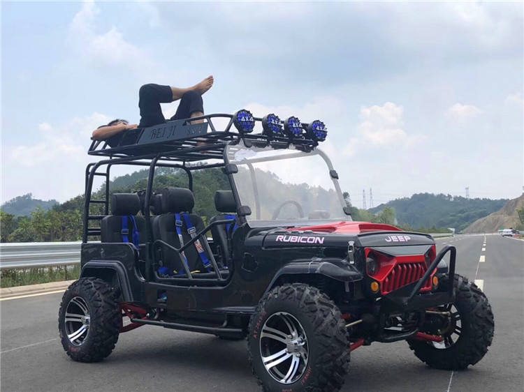 โตโยต้าจี๊ปโกคาร์ท 300cc พร้อมเกียร์อัตโนมัติ 4 ที่นั่ง